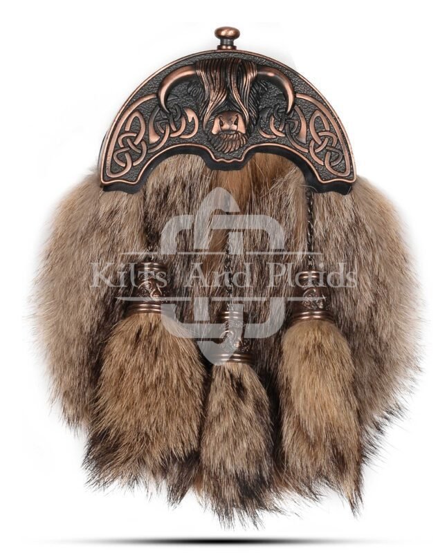 Bronze Highland Cow Coyote Fur Sporran