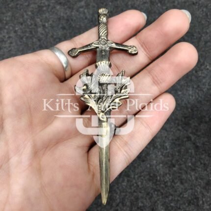 Thistle Scottish kilt pin